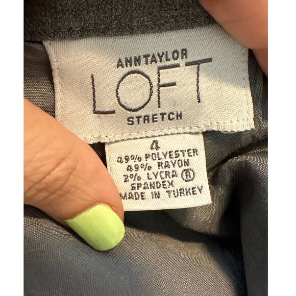 Loft gray knee length A line skirt size 4 - Picture 3 of 9